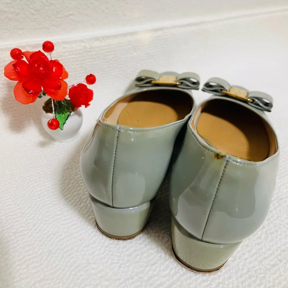 Salvatore Ferragamo Pumps Size 6 - Picture 3 of 6